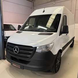 311 F 39/33 CDI FWD TA Furgone PRO - Telecamera