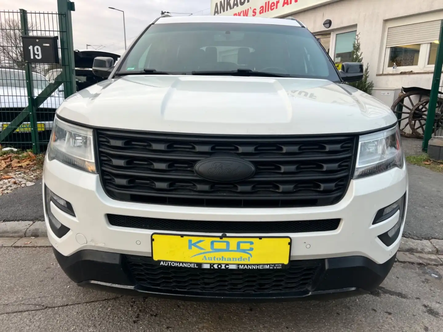 Ford Explorer Facelift 7-Sitzer / 1. Hand Weiß - 2