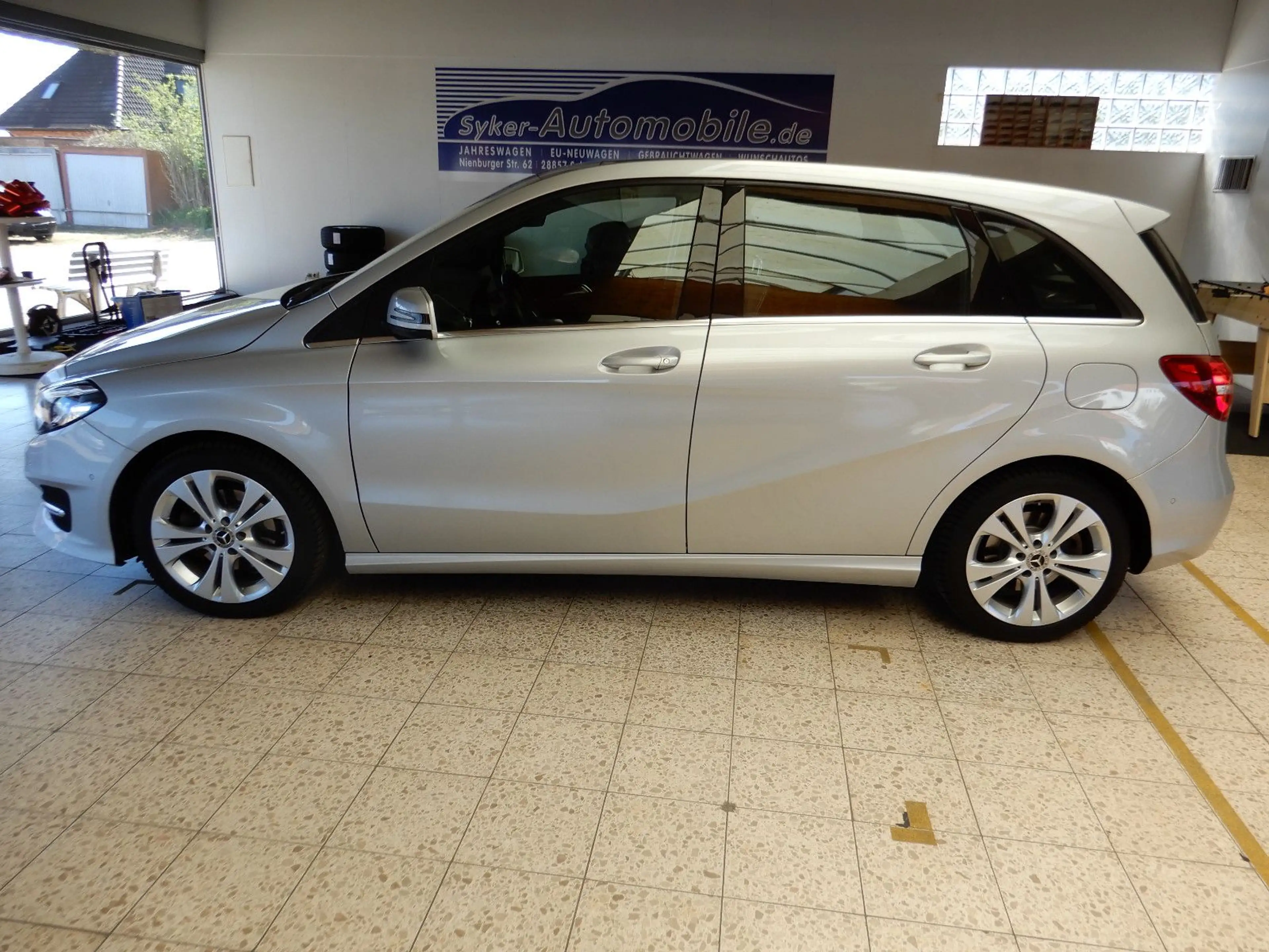Mercedes-Benz B 220 d DCT, AHK,Panoramadach — photo 8