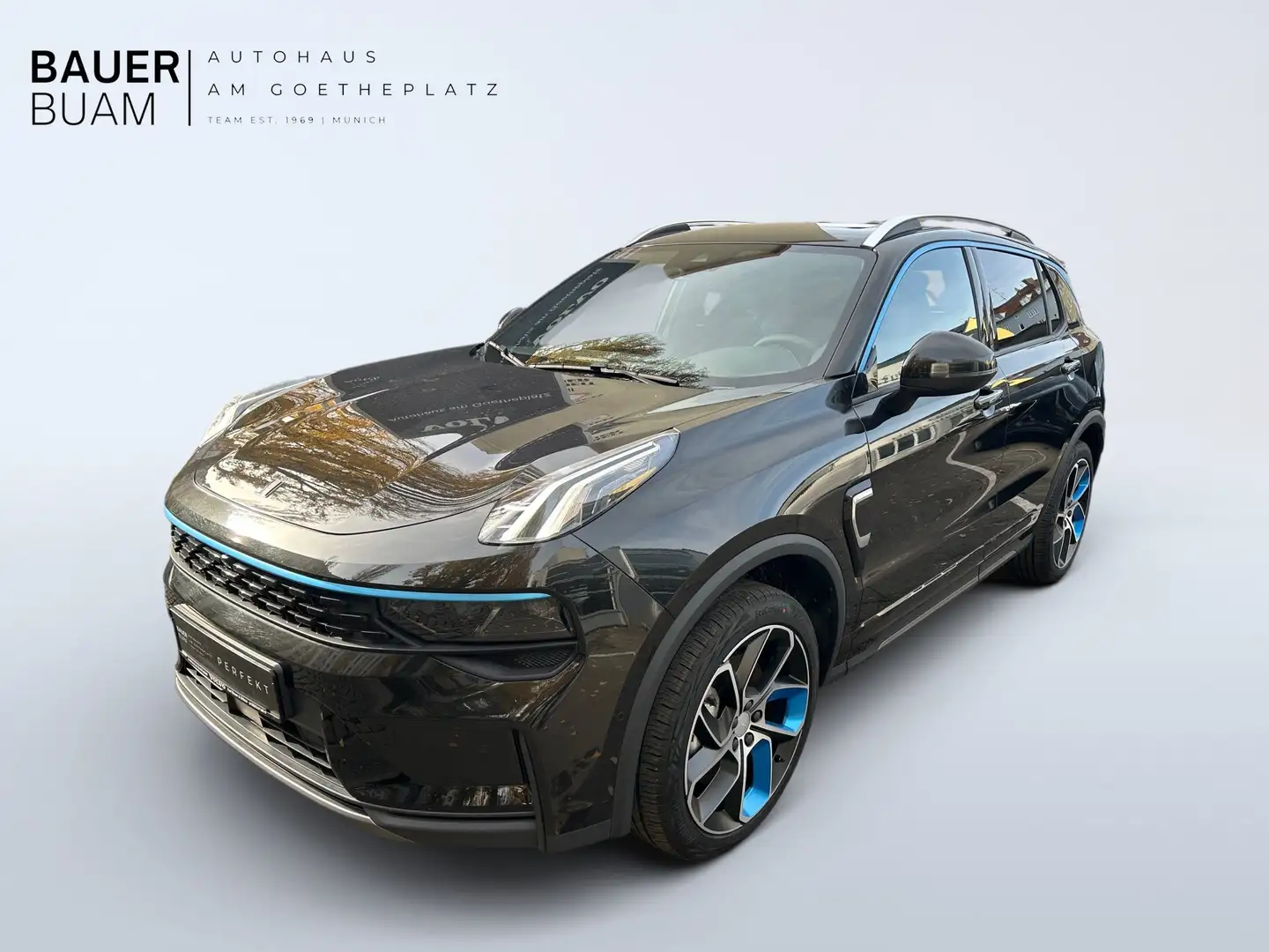 Lynk & Co 01 1.5 T HEV 145 kW Чёрный - 1