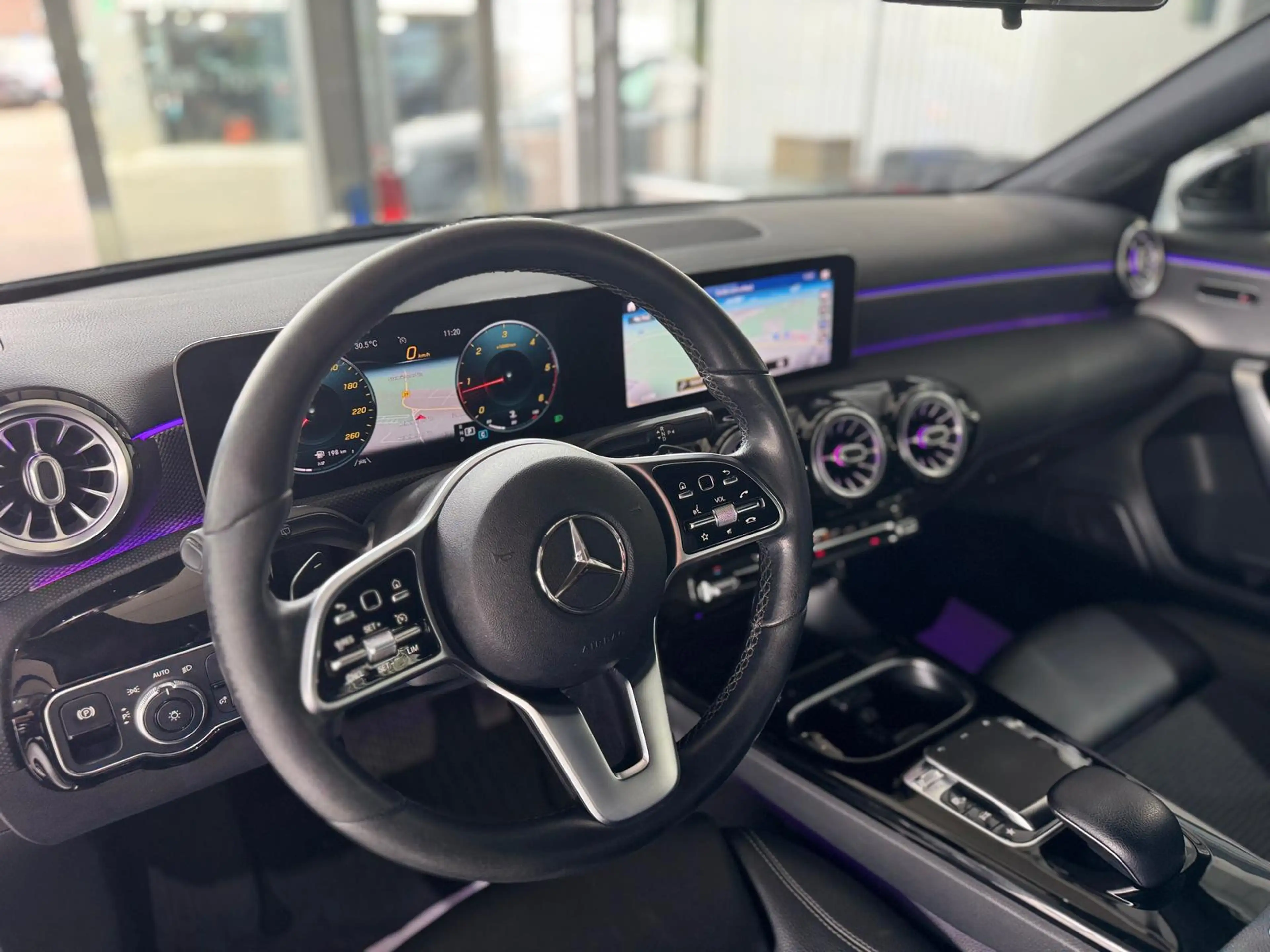 Mercedes-Benz A 200 A200d Progressive 8G-DCT WIDESCREEN LED NAVI PDC — photo 12