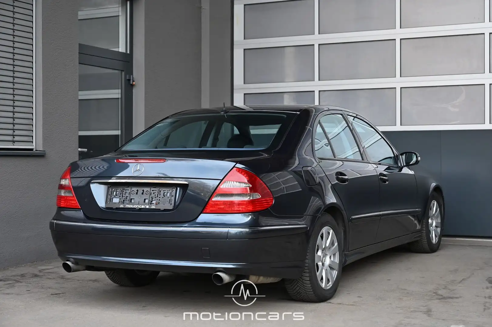 Mercedes-Benz E 270 CDI Pickerl NEU Blau - 2