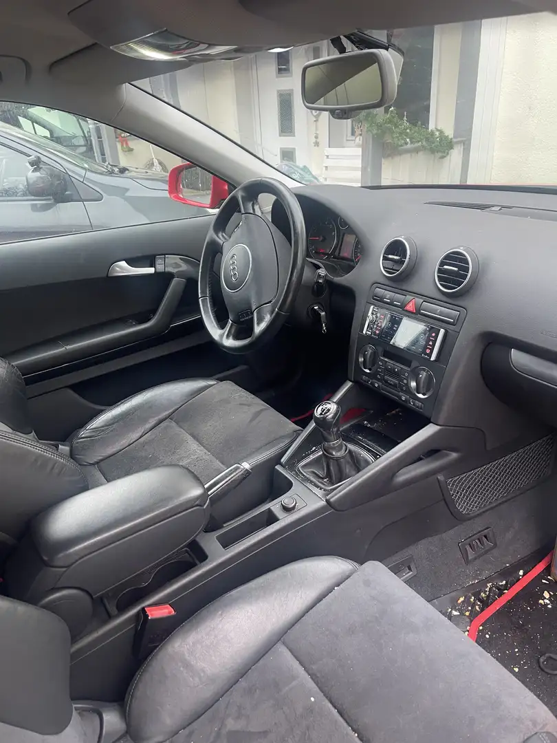 Audi A3 2.0 FSI S Line Sportpaket plus Rot - 2