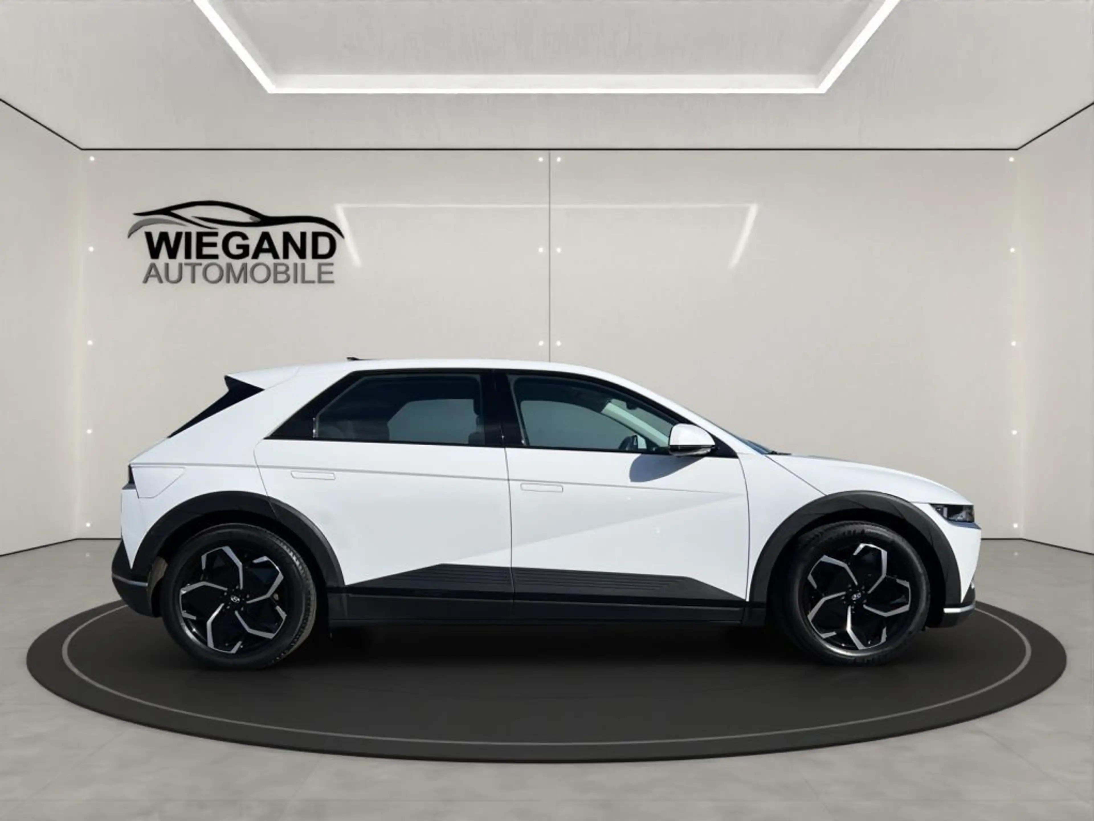 Hyundai IONIQ 5 72,6 kWh Dynamiq +RFK+NAVI+ — photo 6