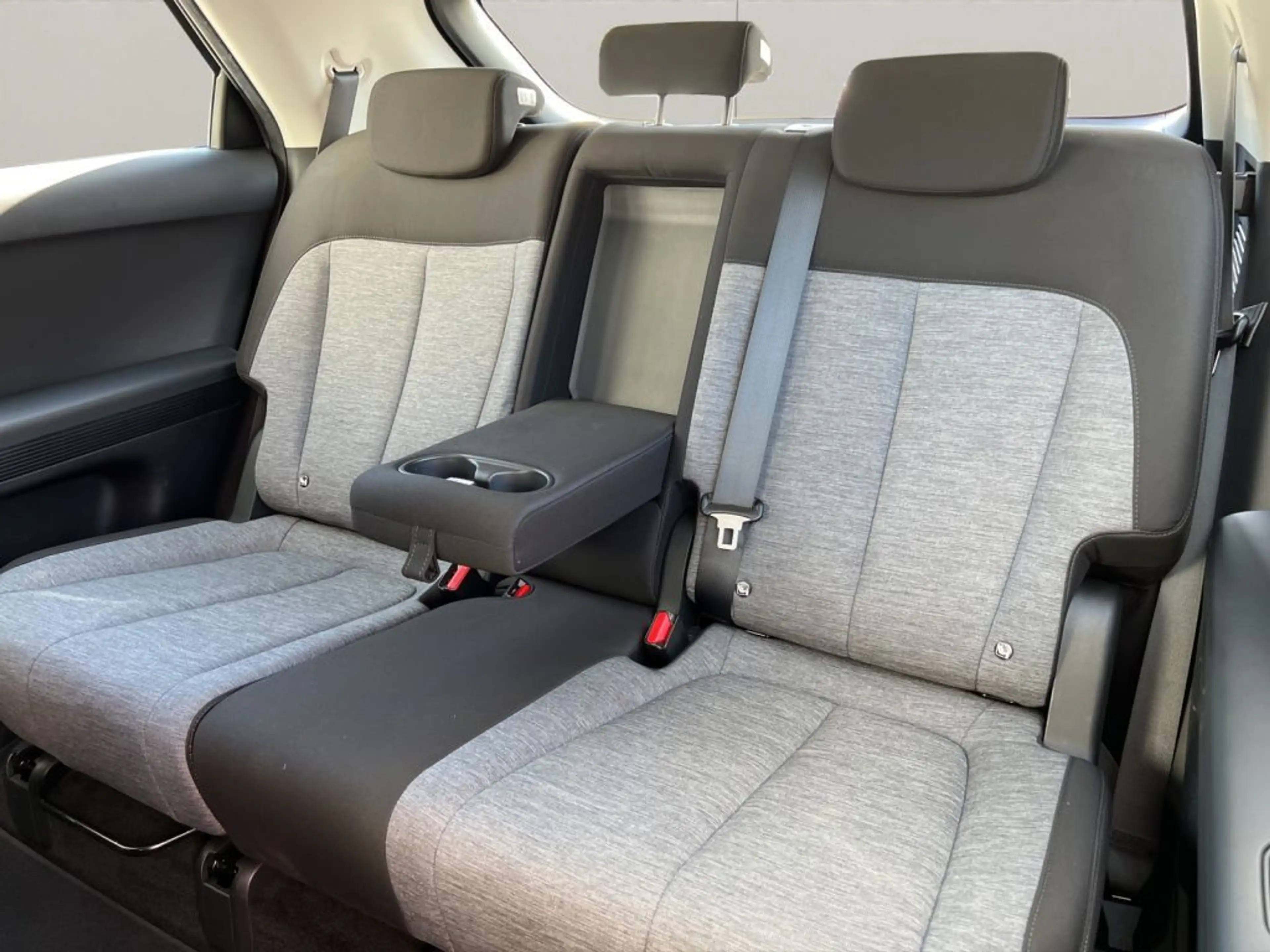 Hyundai IONIQ 5 72,6 kWh Dynamiq +RFK+NAVI+ — photo 15