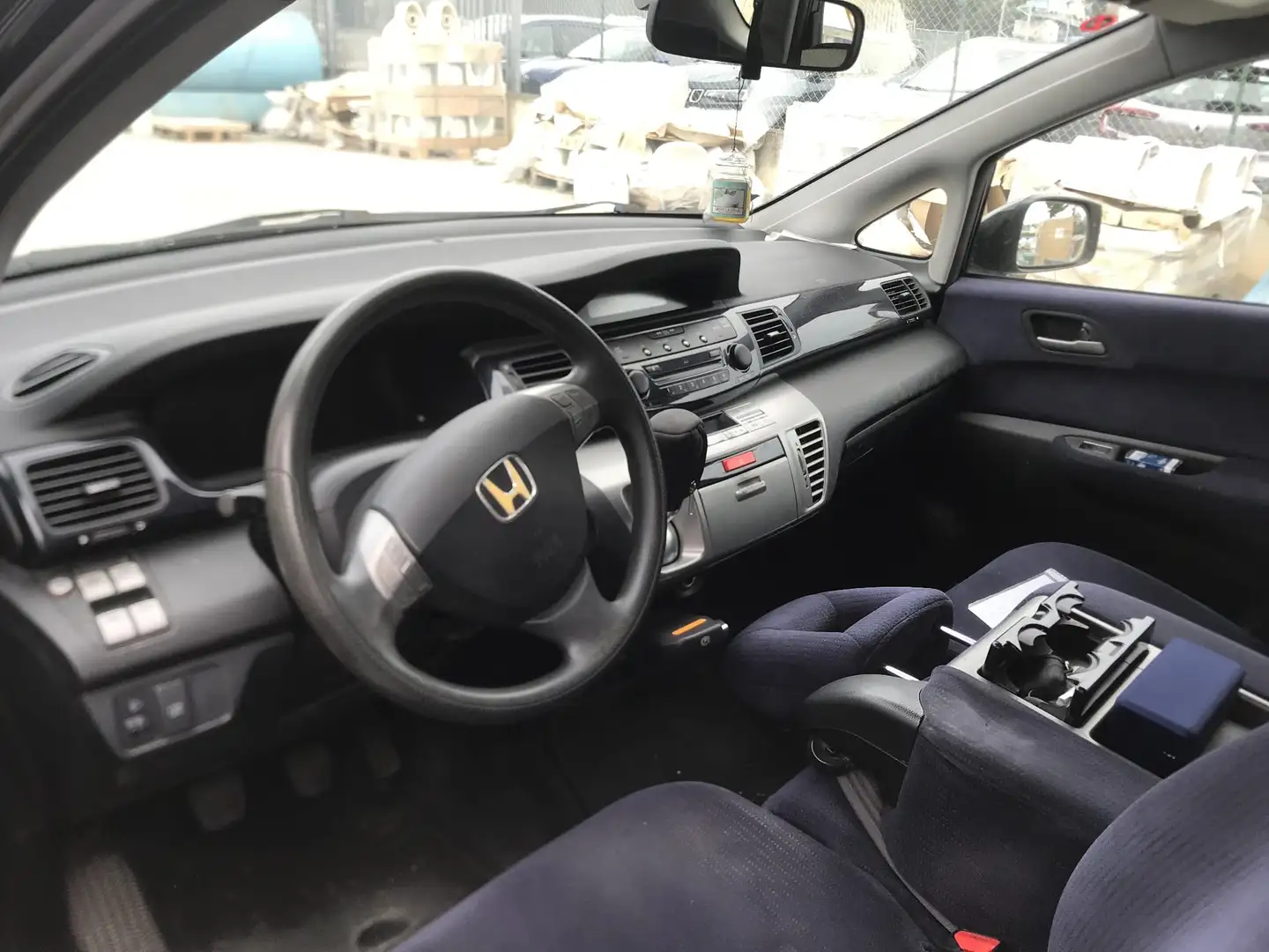 Honda FR-V 2.0 Comfort - 2