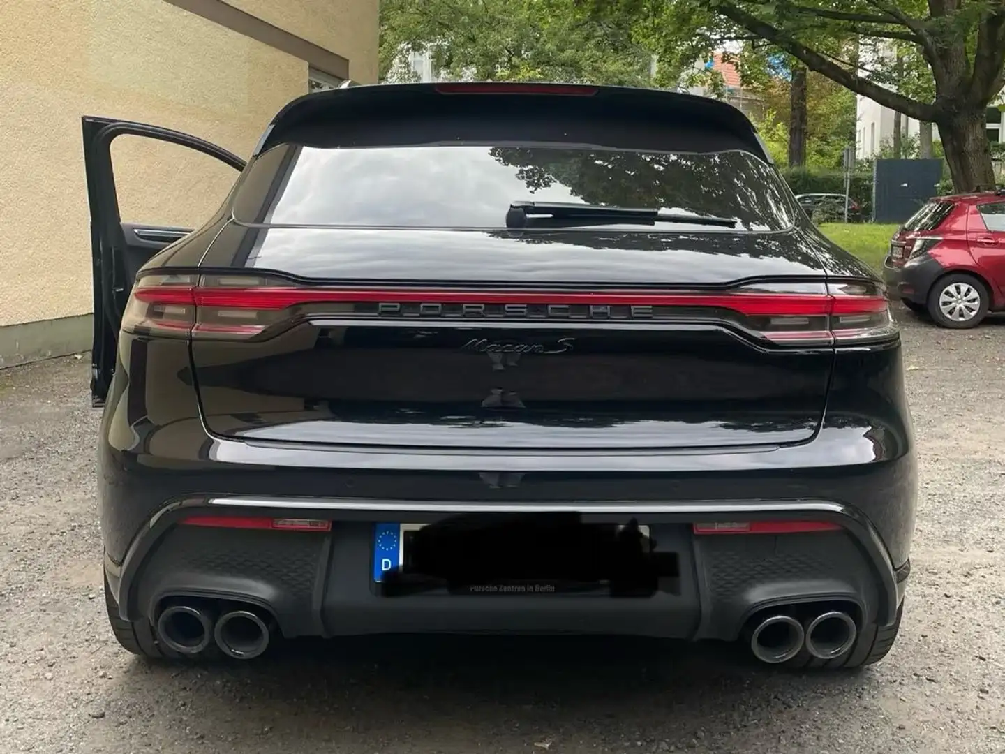 Porsche Macan Macan S PDK Schwarz - 2
