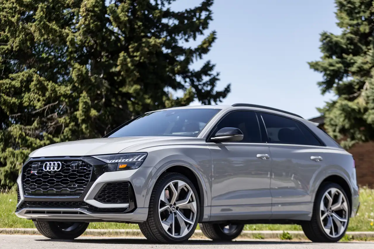 2023 Audi RS Q8