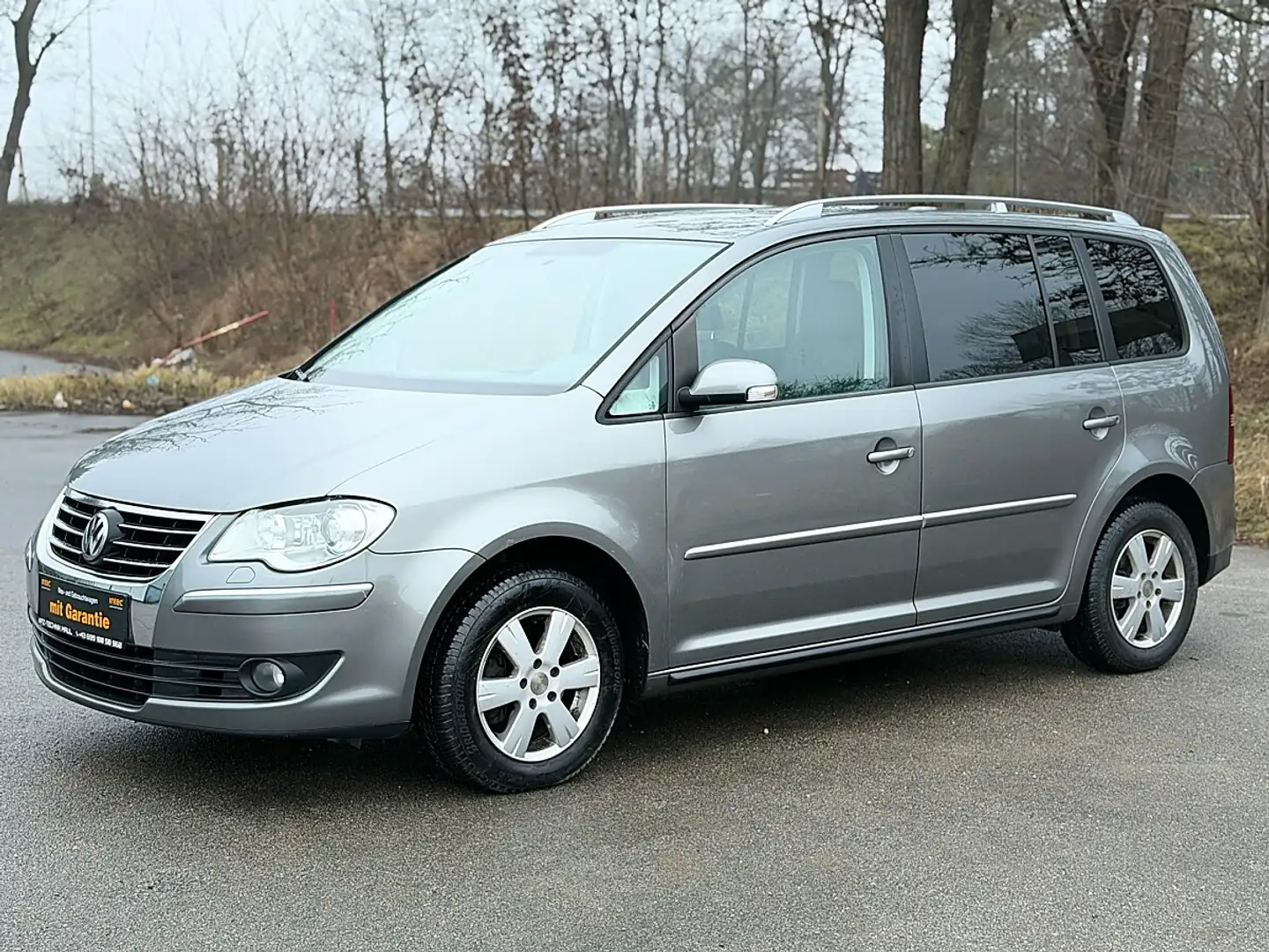 Volkswagen Touran Highline 1,4 TSI DSG|Standheizung|Pickerl 10.26+4| Grau - 2
