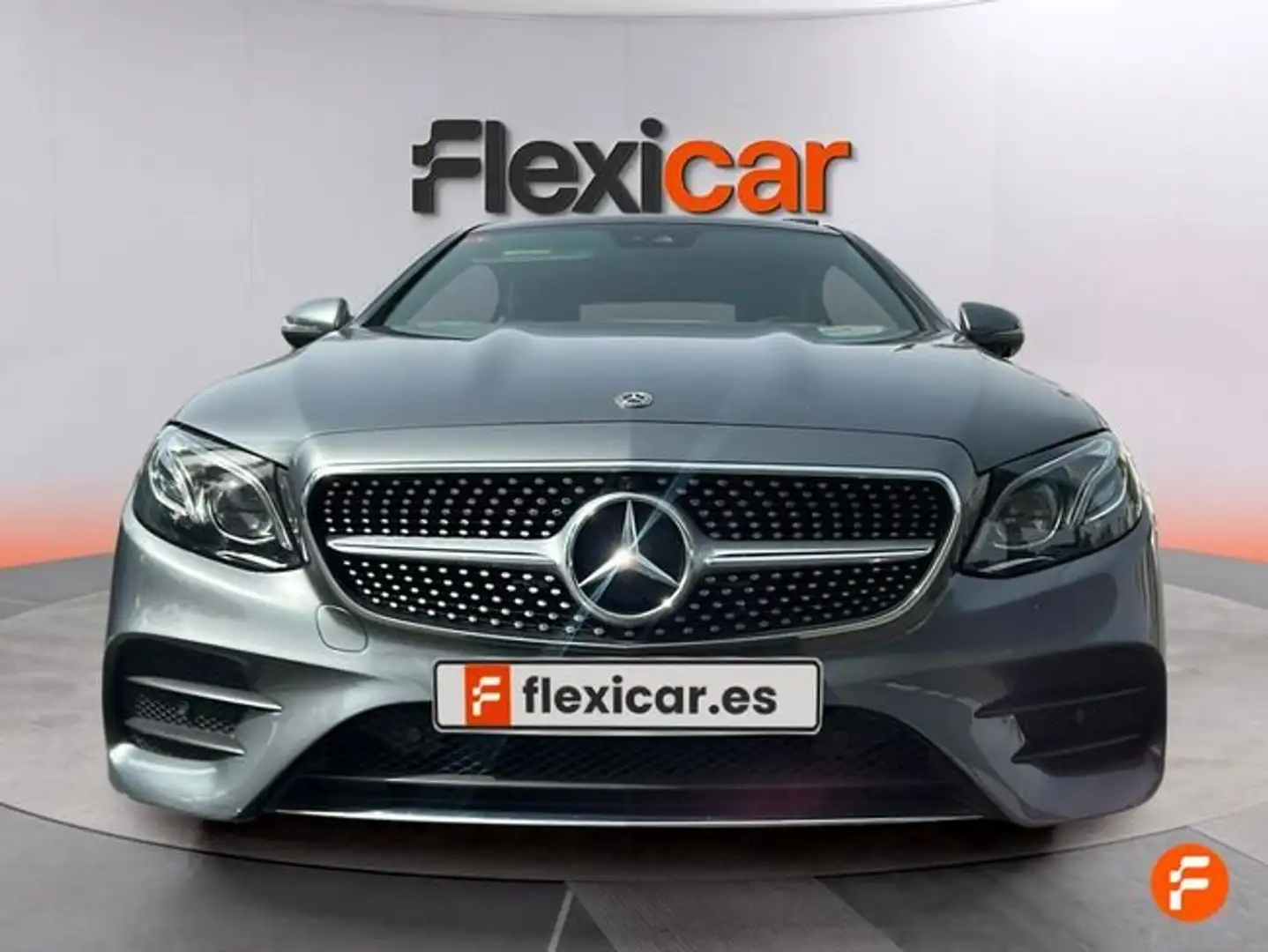 Mercedes-Benz E 220 Coupé d Gris - 2
