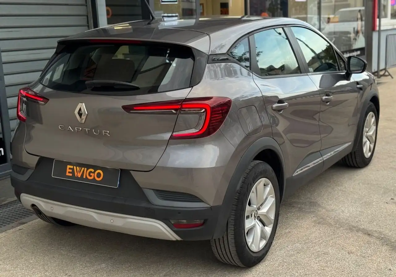 Renault Captur — photo 12