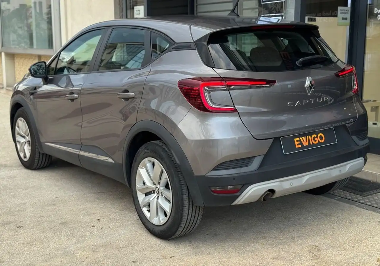 Renault Captur — photo 2