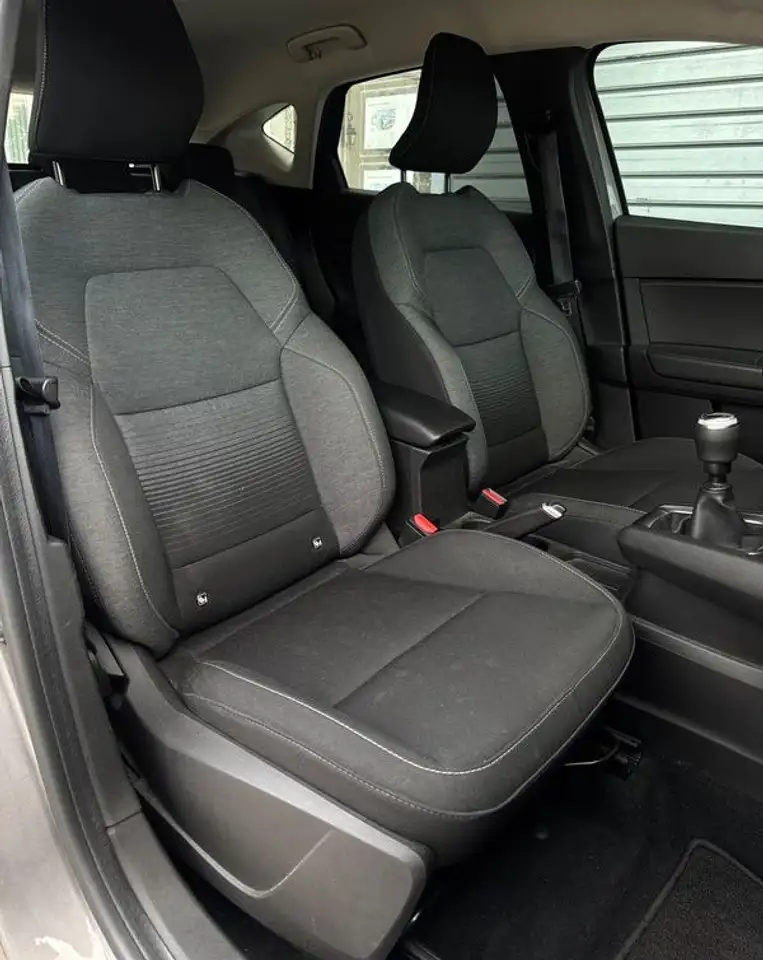 Renault Captur — photo 15