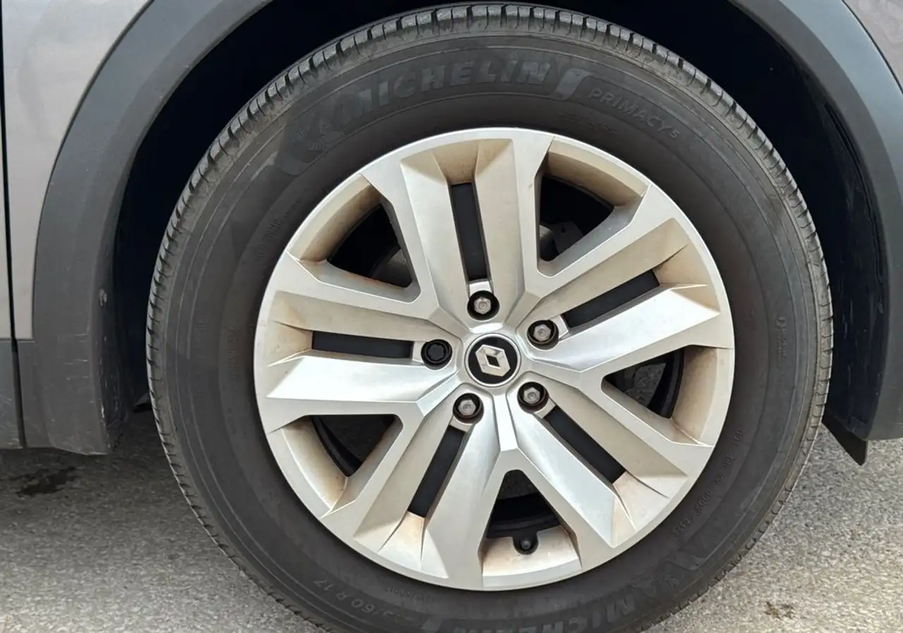 Renault Captur — photo 27