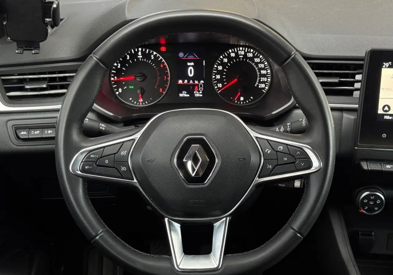 Renault Captur — photo 20