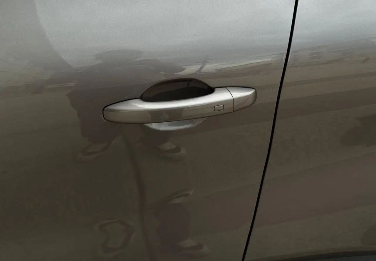 Renault Captur — photo 9