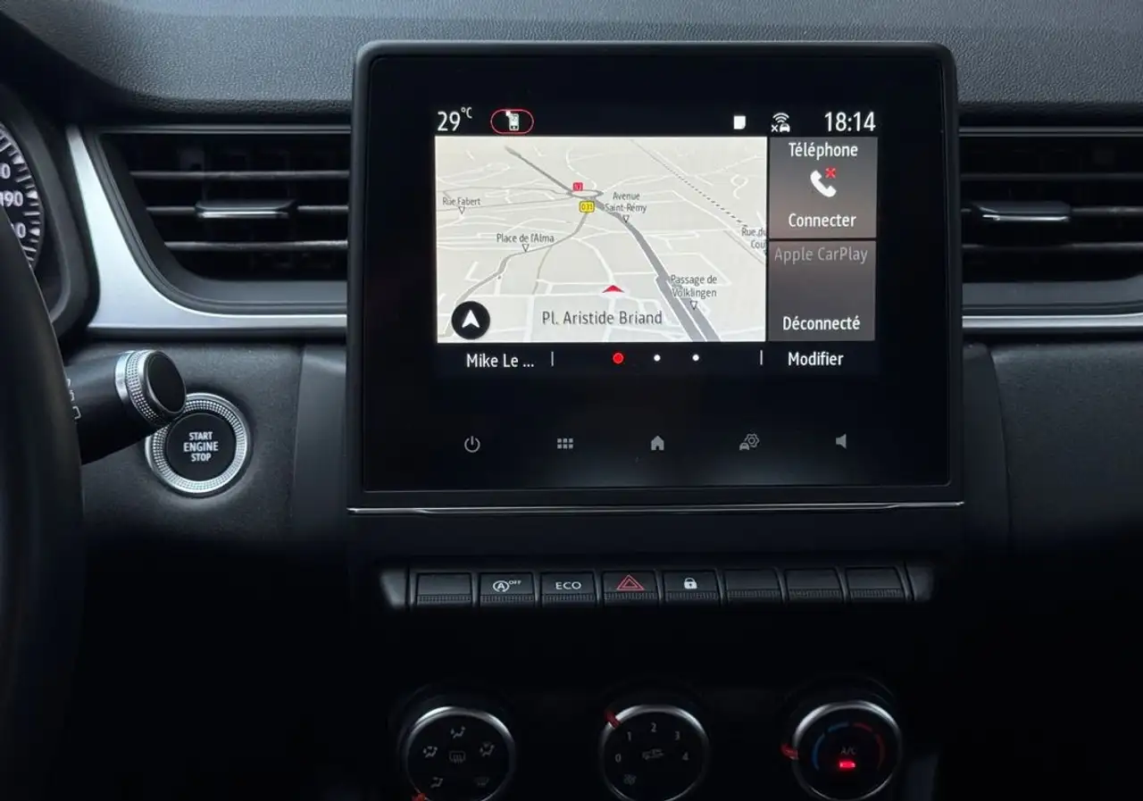 Renault Captur — photo 22