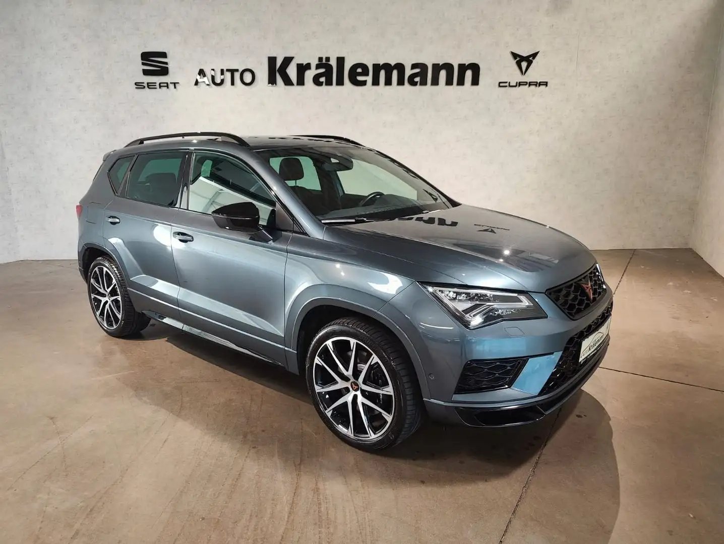 CUPRA Ateca 2.0TSI DSG 4Drive*Navi*LED*AHK* Grijs - 1