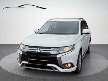 PHEV Basis 4WD / AHK / Kamera