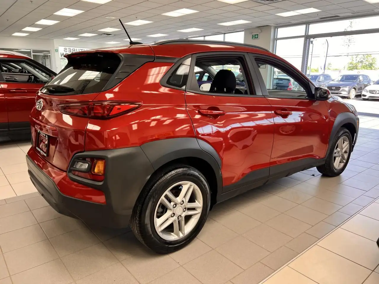 Hyundai KONA снимка Hyundai KONA