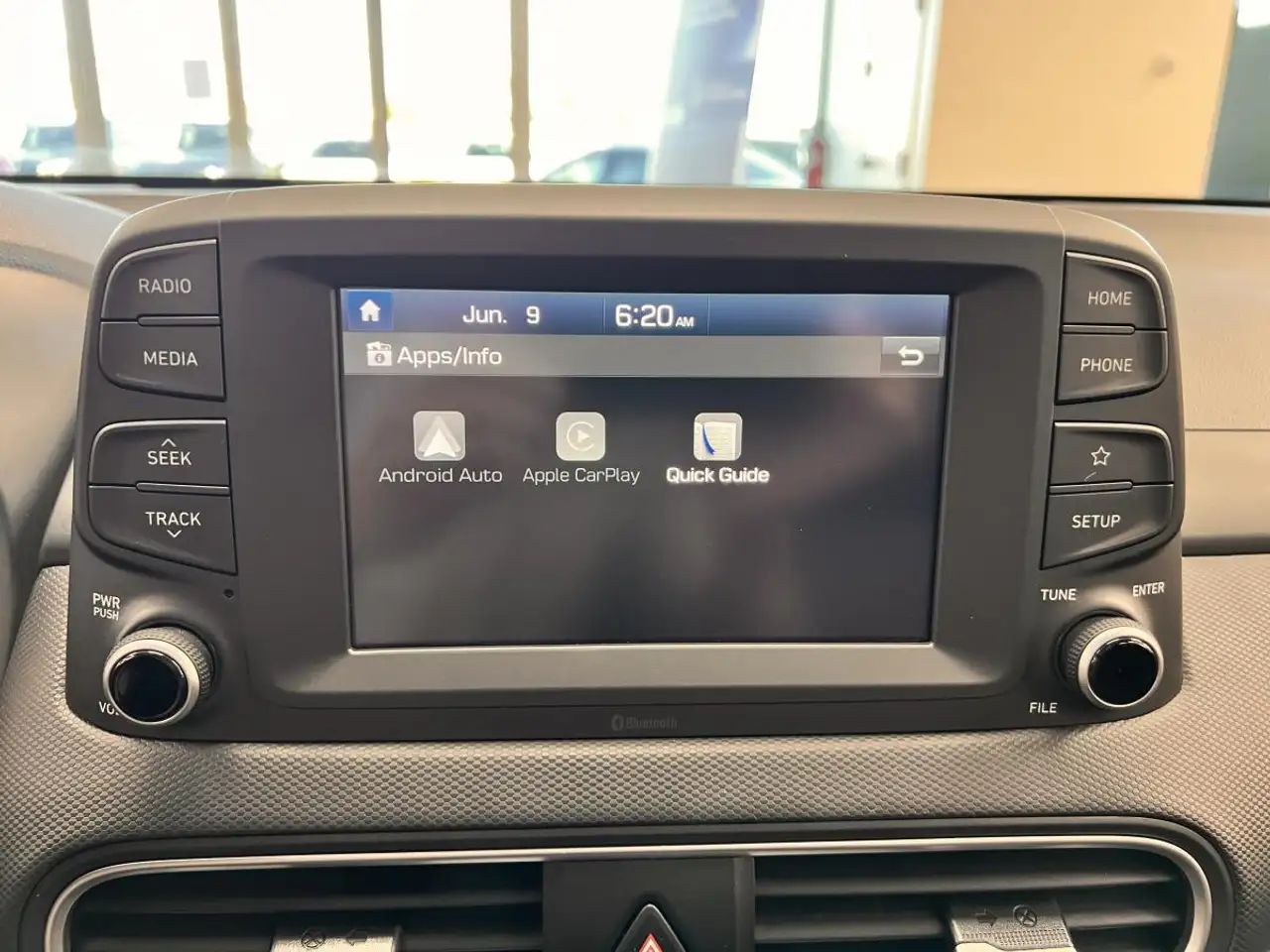 Hyundai KONA снимка Hyundai KONA