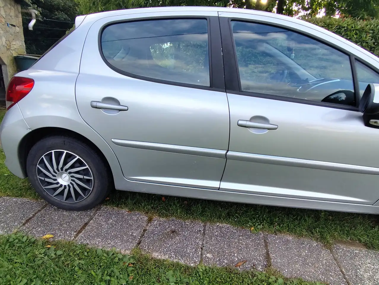 Peugeot 207 1.6 HDi 90ch Premium