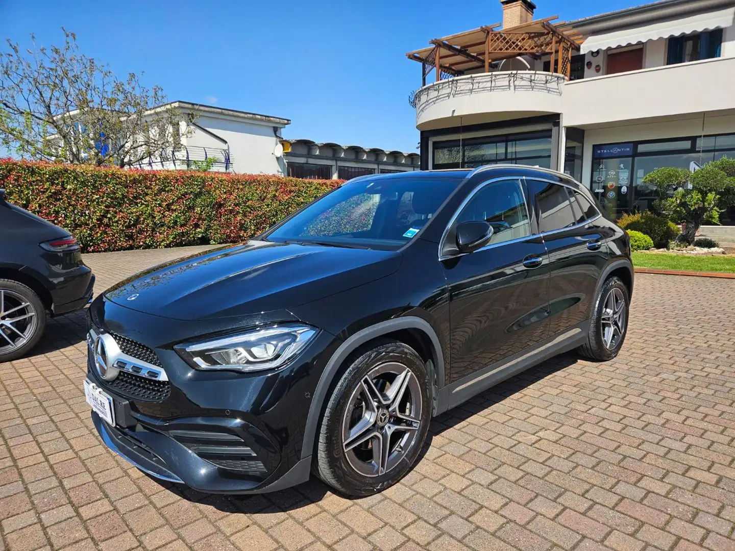 Mercedes-Benz GLA 220 d Automatic Premium AMG Nero - 2