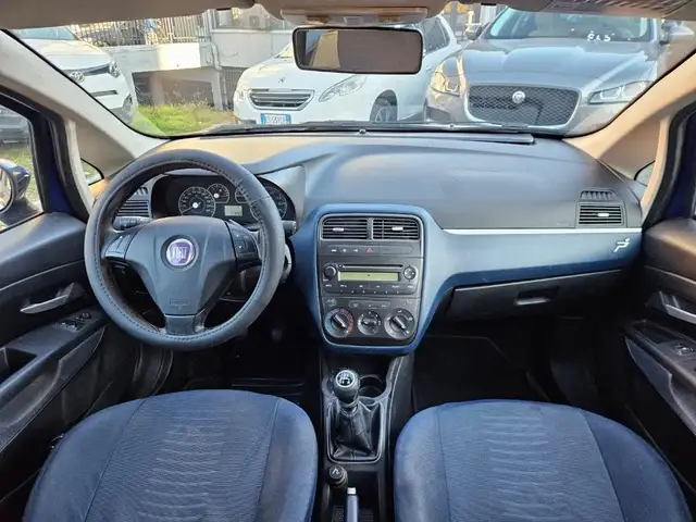 Fiat Grande Punto view 7