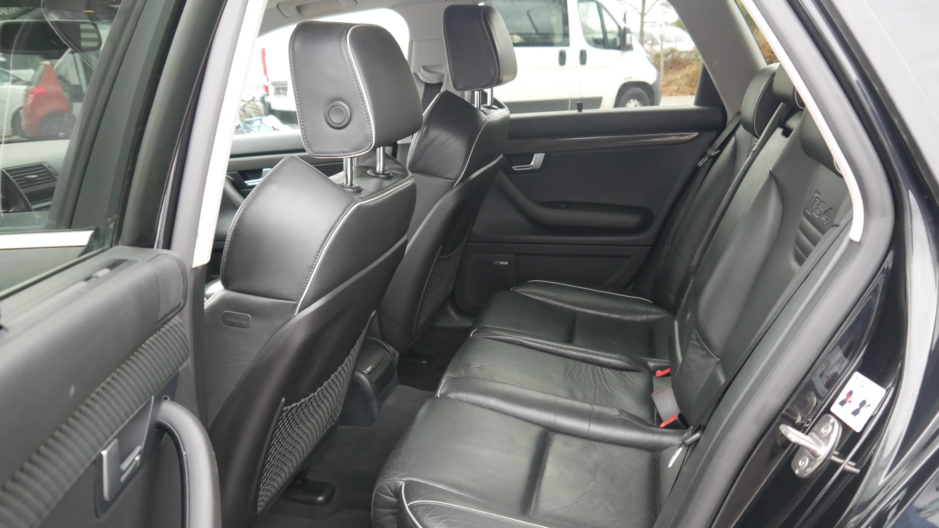 Audi RS4 4.2 FSI Quattro Schiebedach Xenon Sitzheiz. Klima — photo 13