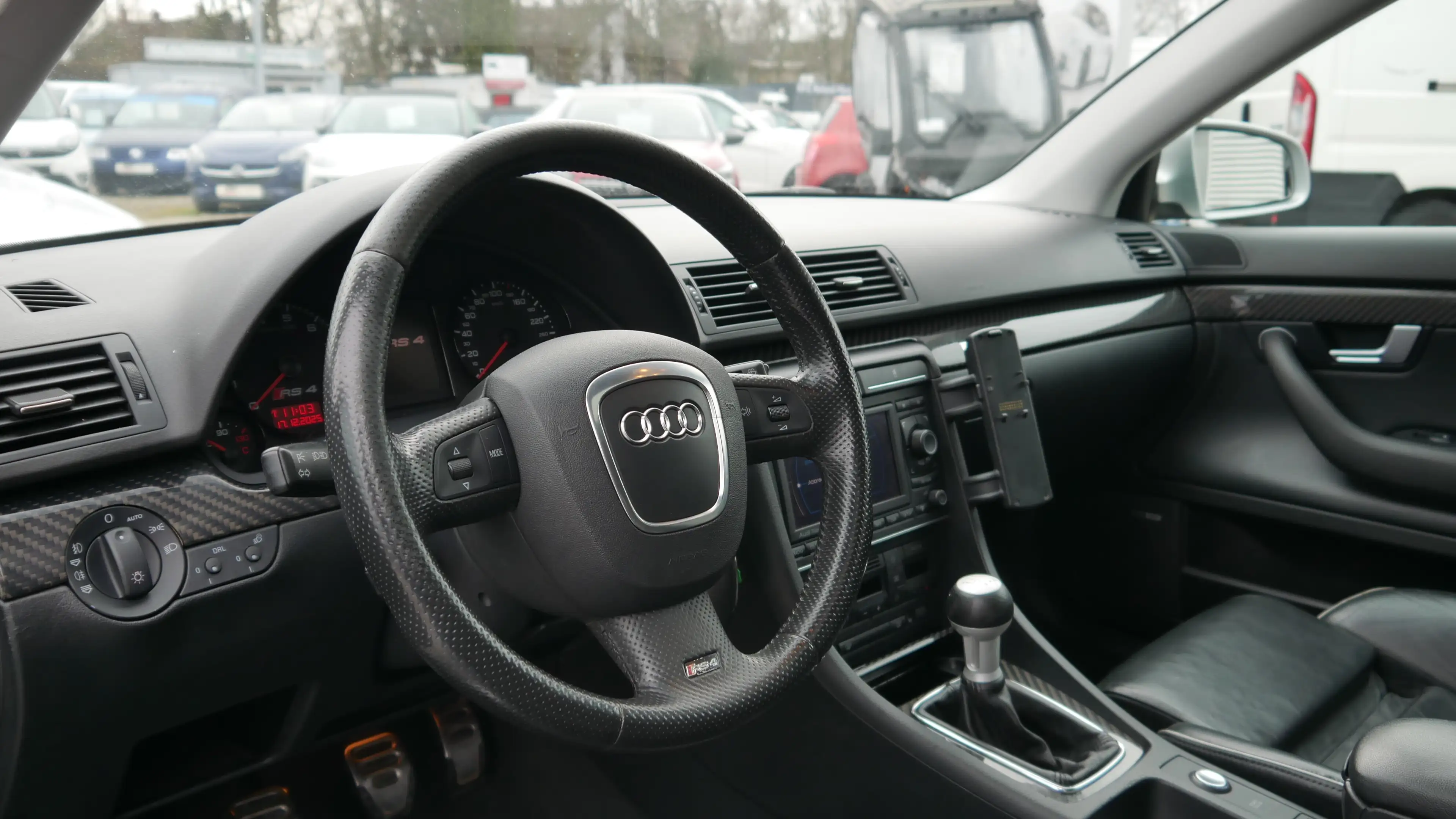 Audi RS4 4.2 FSI Quattro Schiebedach Xenon Sitzheiz. Klima — photo 11