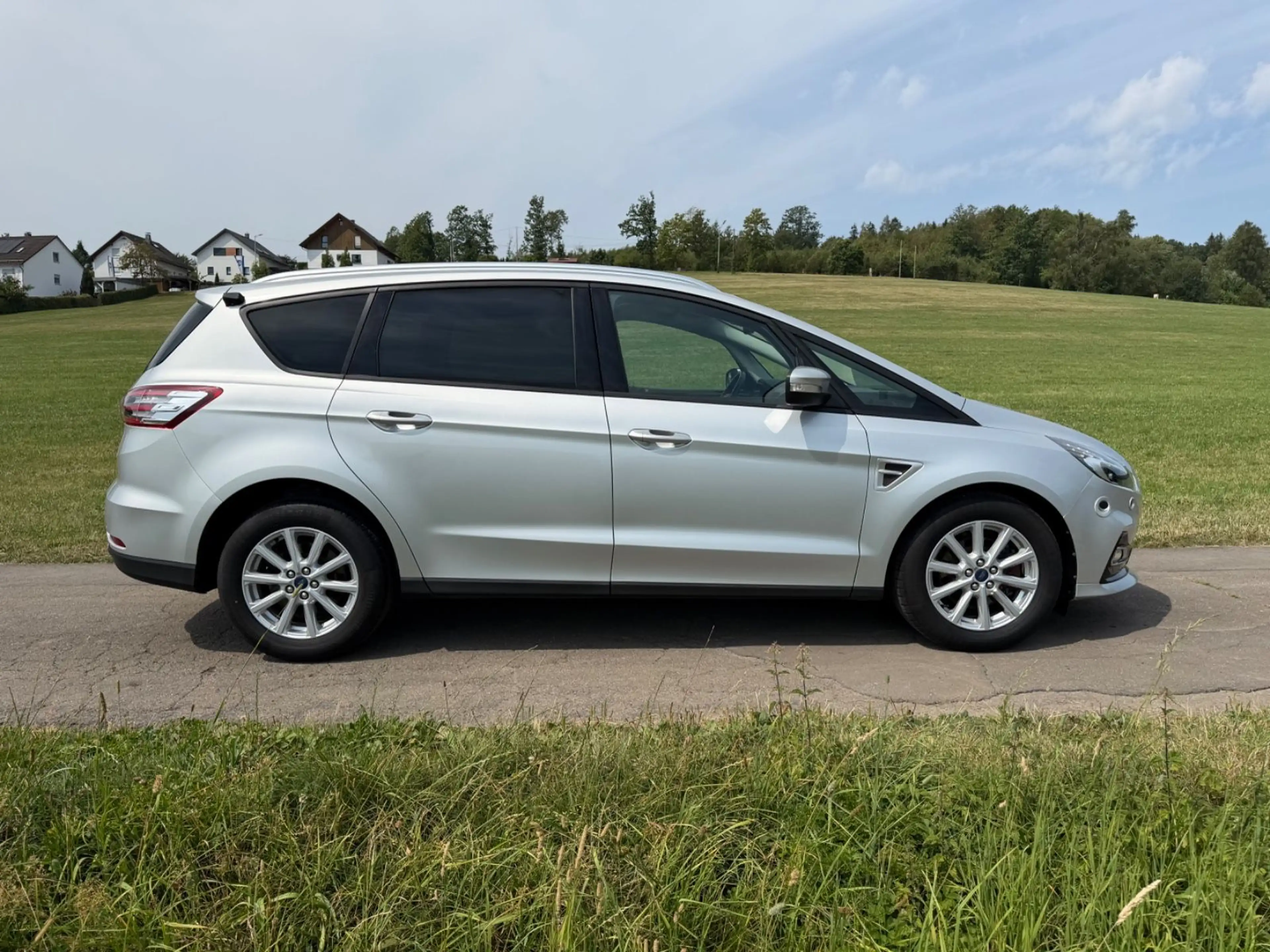 Ford S-Max S-MAX Trend Automatik LED DAB — photo 9