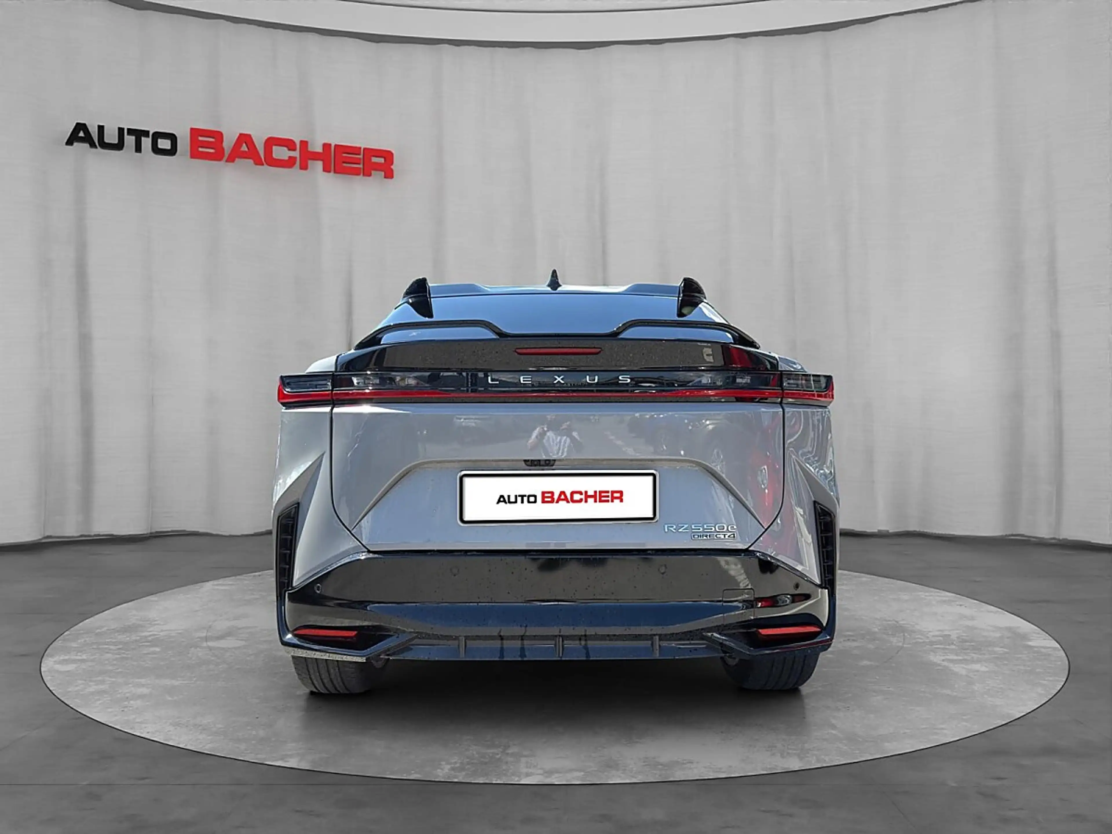 Lexus RZ 550e F Sport 77kWh Direct4 — photo 6