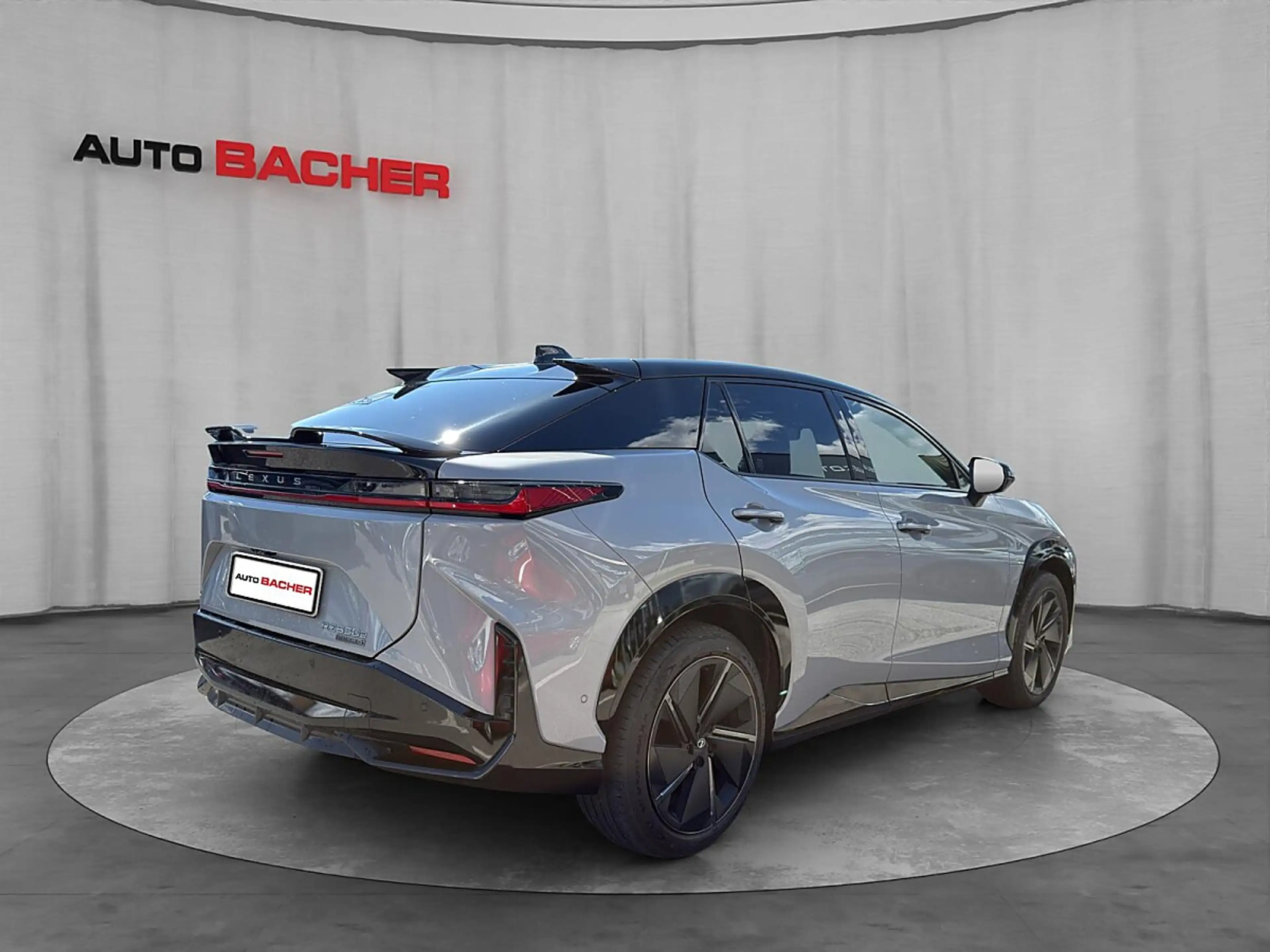 Lexus RZ 550e F Sport 77kWh Direct4 — photo 7