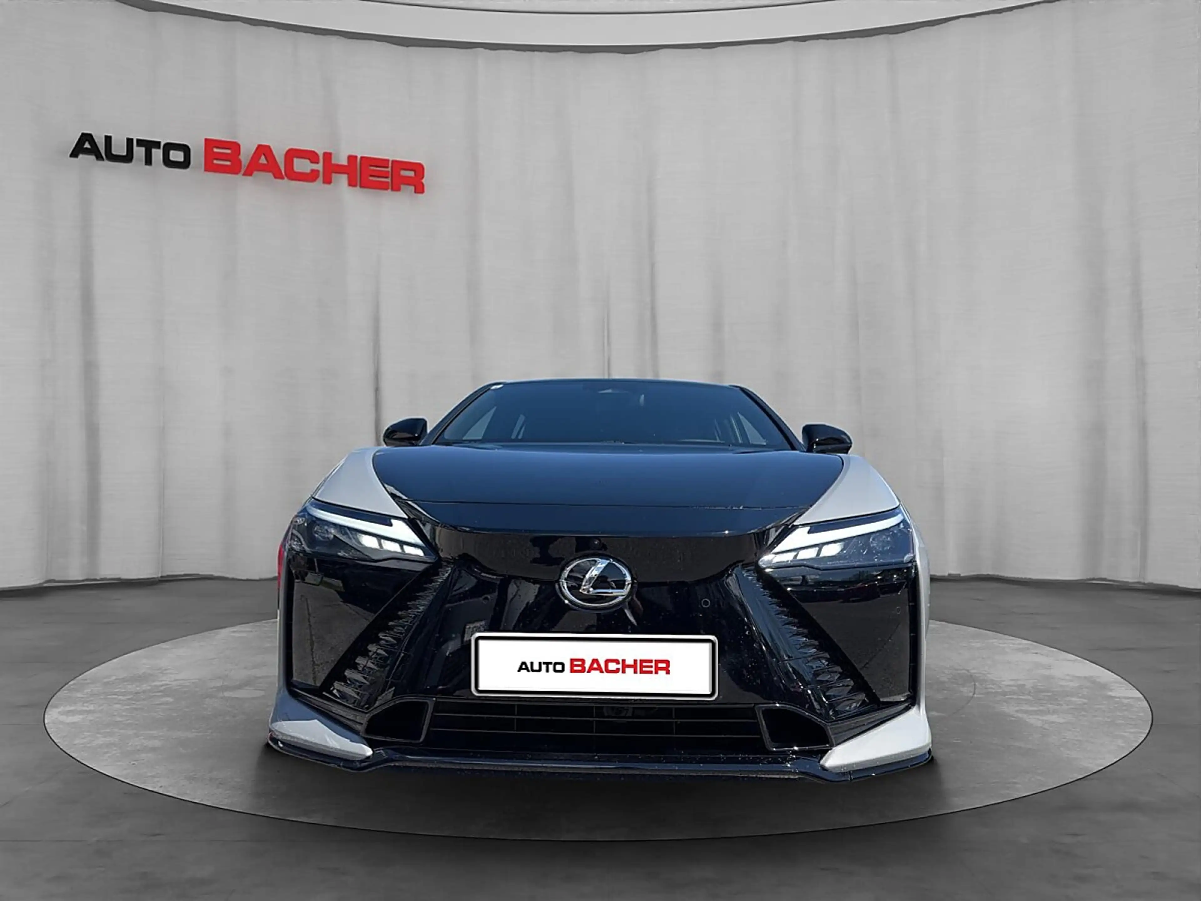 Lexus RZ 550e F Sport 77kWh Direct4 — photo 2