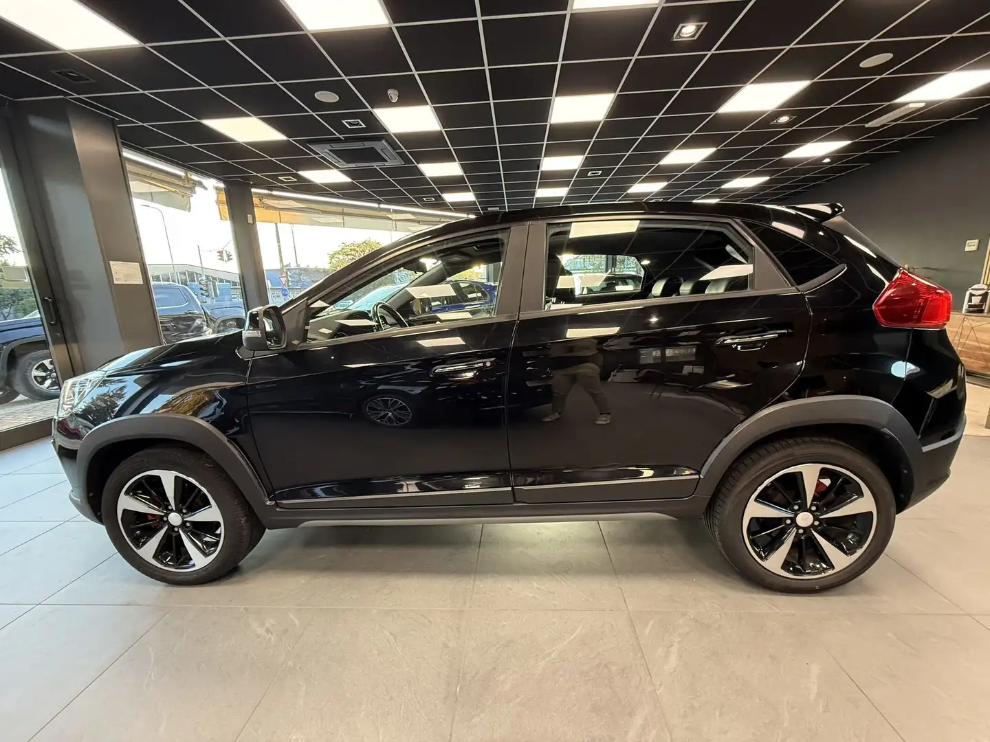 DR Automobiles DR3 dr3 1.5 Bi-Fuel GPL Negro - 2