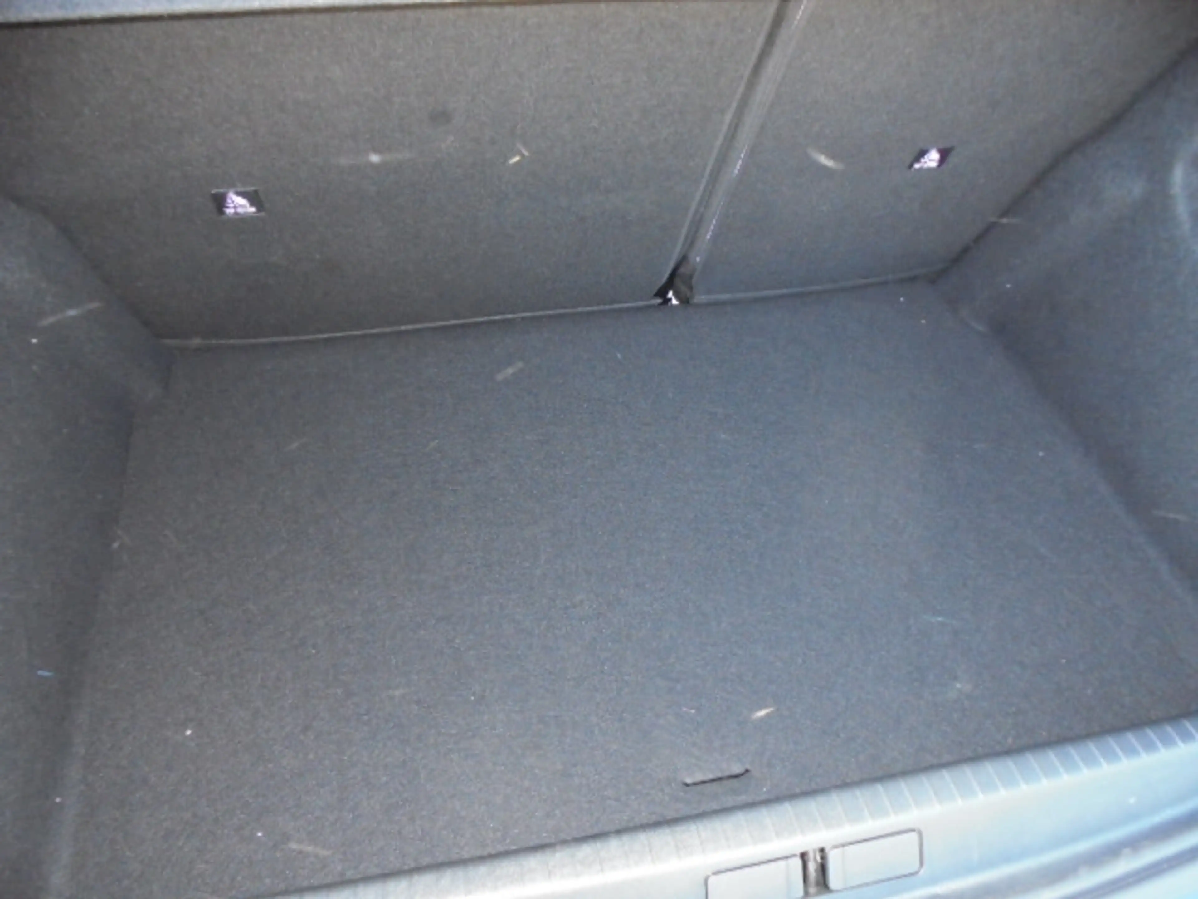 Peugeot 208 ALLURE TURBO 100 — photo 11