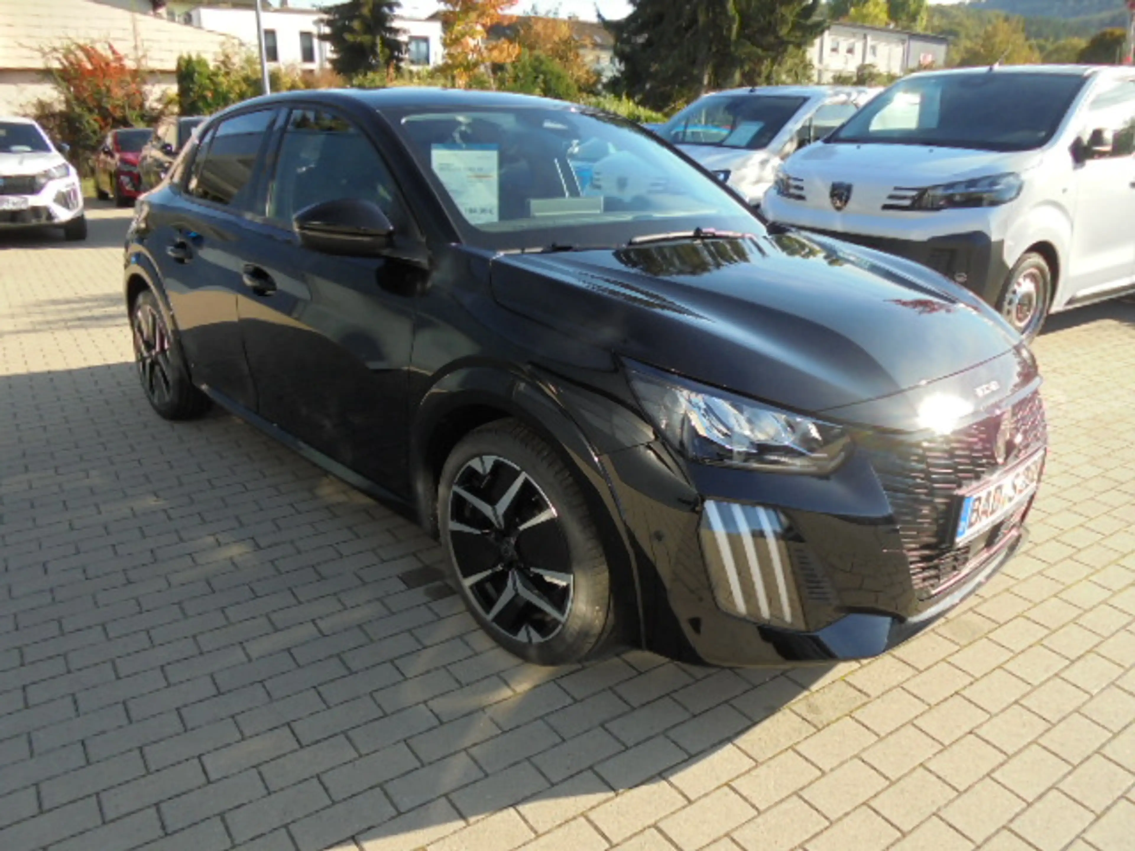 Peugeot 208 ALLURE TURBO 100 — photo 5
