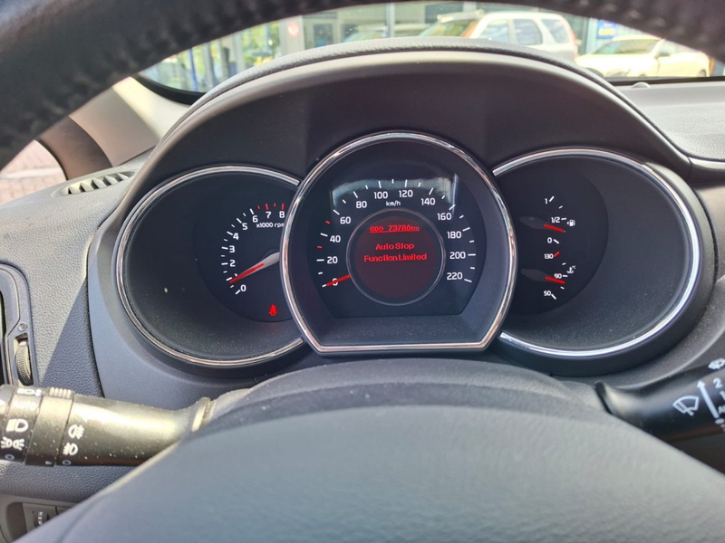 Kia Rio 1.2 CVVT SUPER PACK AIRCO LMV PDC CARPLAY — photo 8