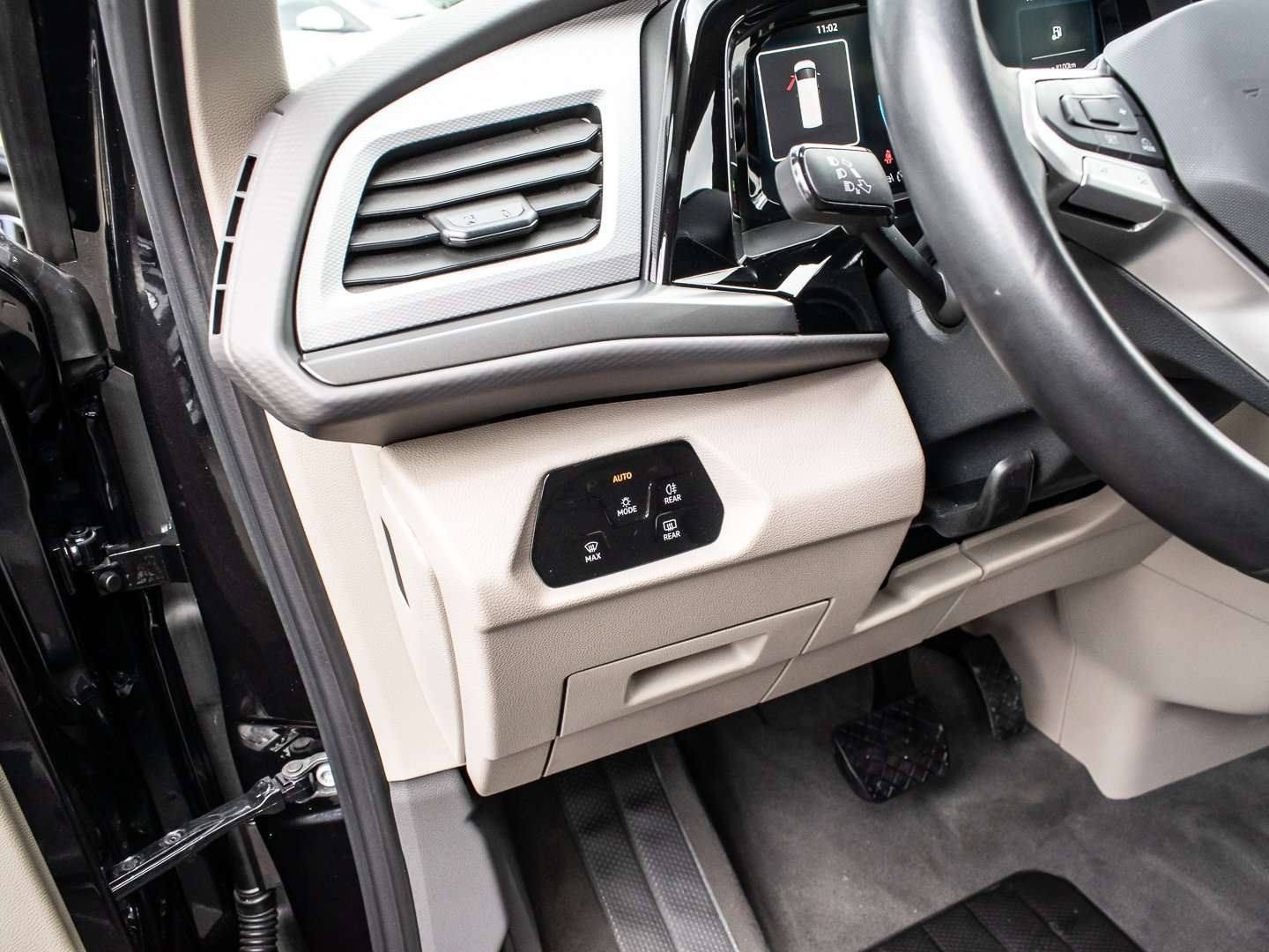 Volkswagen T7