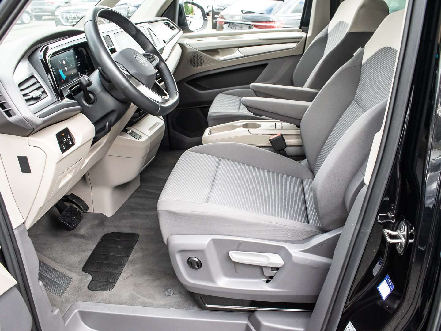 Volkswagen T7