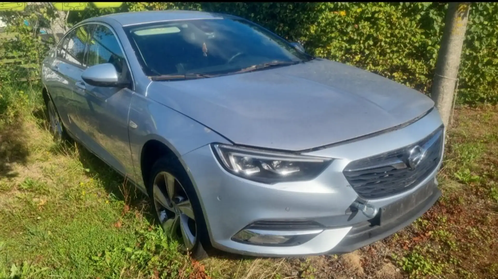 Opel Insignia Insignia Grand Sport 1.6 CDTI MARCHAND OU EXPORT Gris - 1