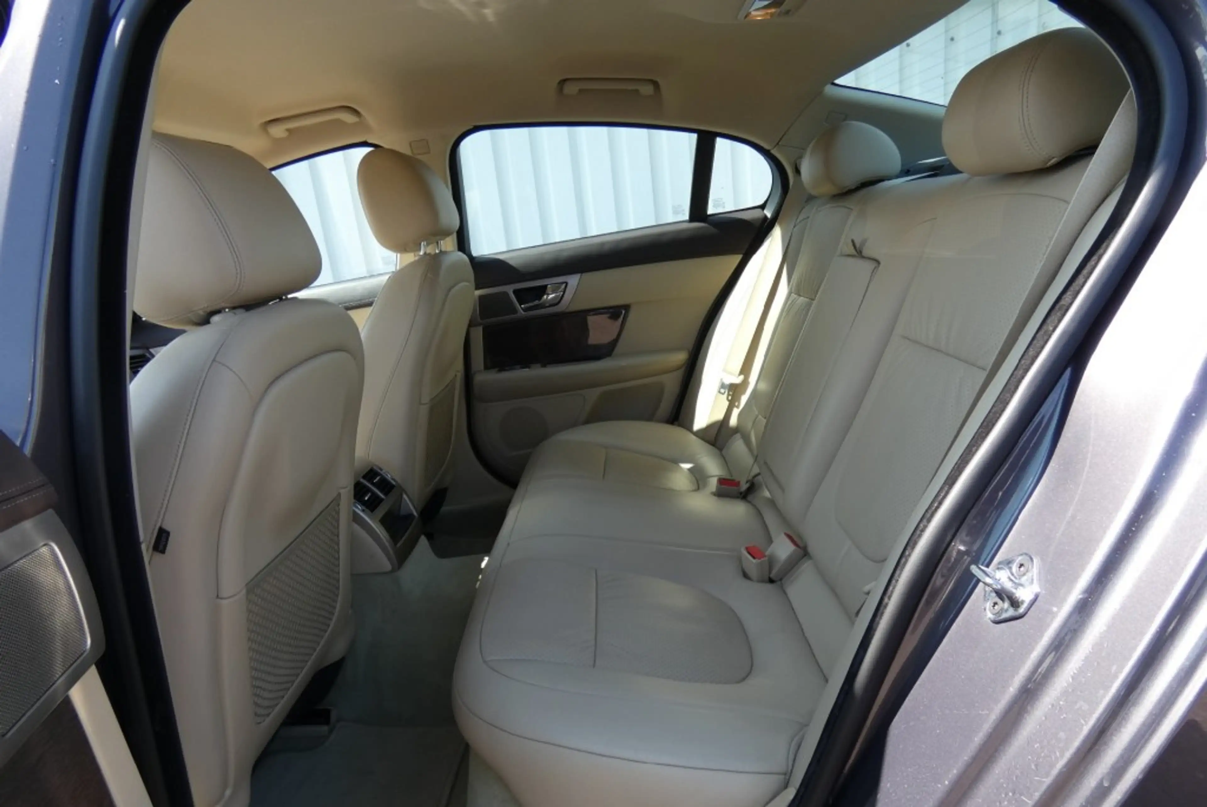Jaguar XF 4.2 V8 PREMIUM LUXURY,Leer,Navi,Camera,APK 27-1-27 — photo 13