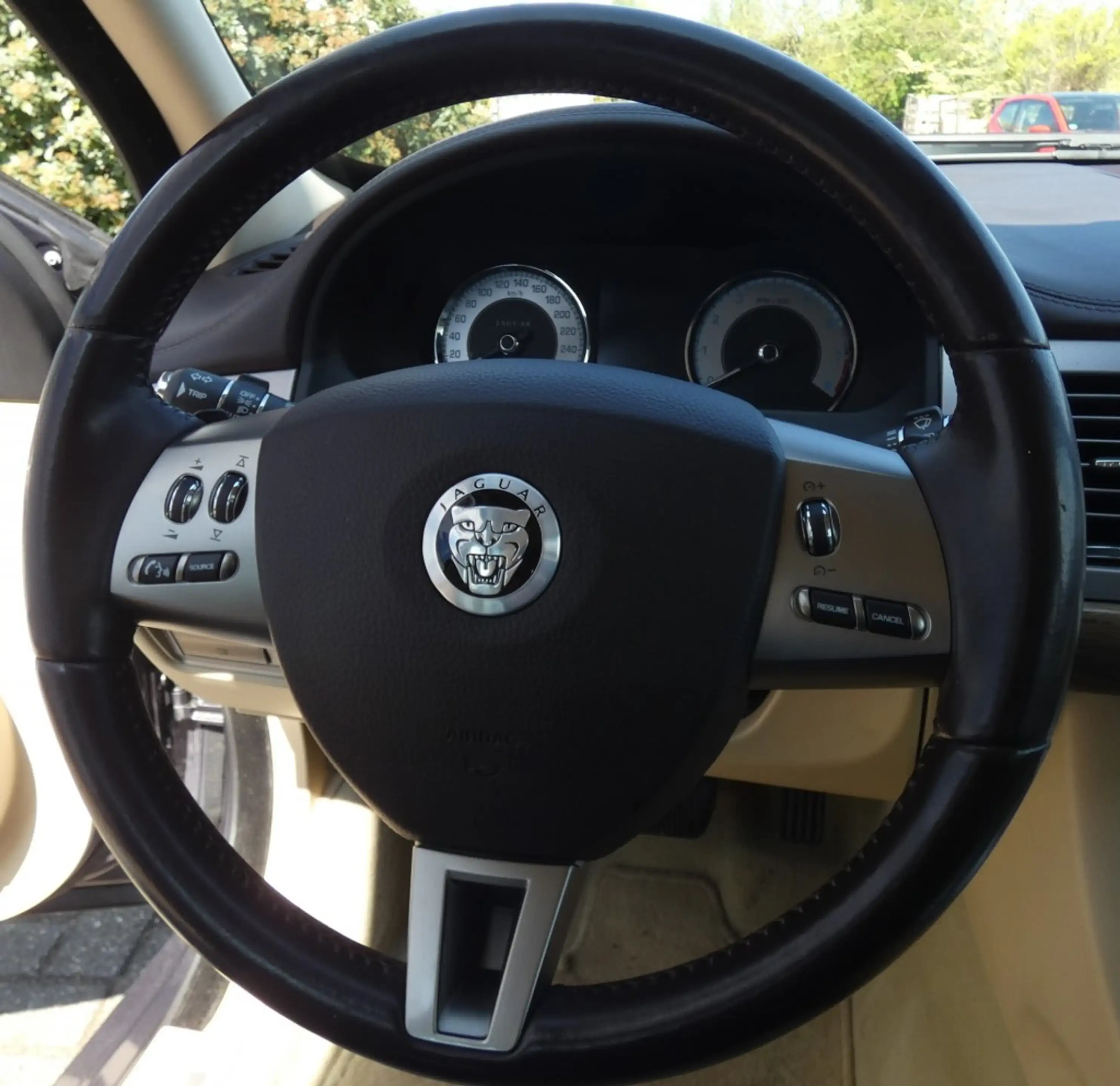 Jaguar XF 4.2 V8 PREMIUM LUXURY,Leer,Navi,Camera,APK 27-1-27 — photo 14