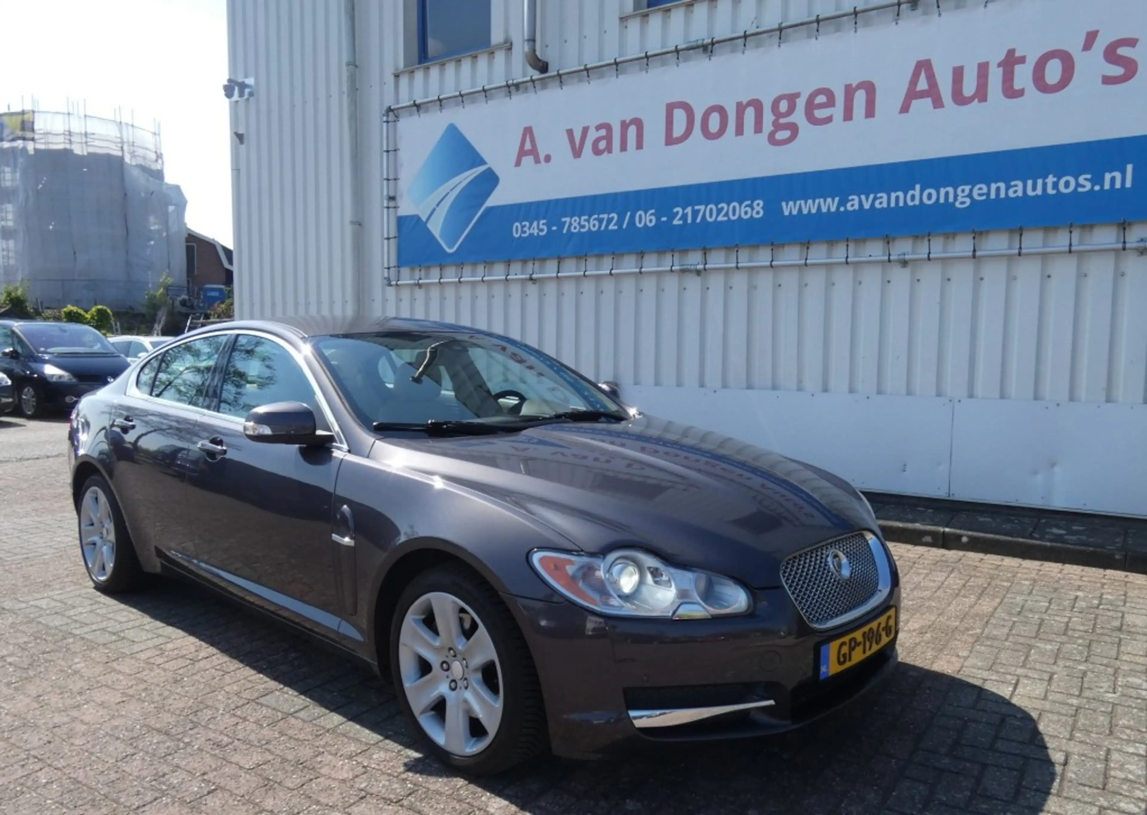 Jaguar XF 4.2 V8 PREMIUM LUXURY,Leer,Navi,Camera,APK 27-1-27 — photo 4