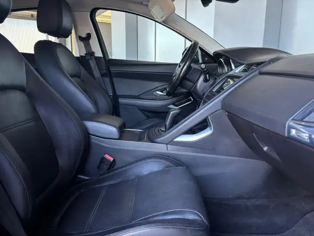 Jaguar E-Pace view 9