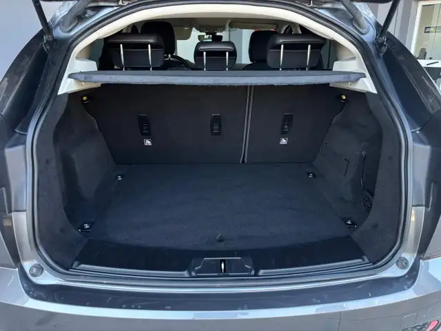 Jaguar E-Pace view 10