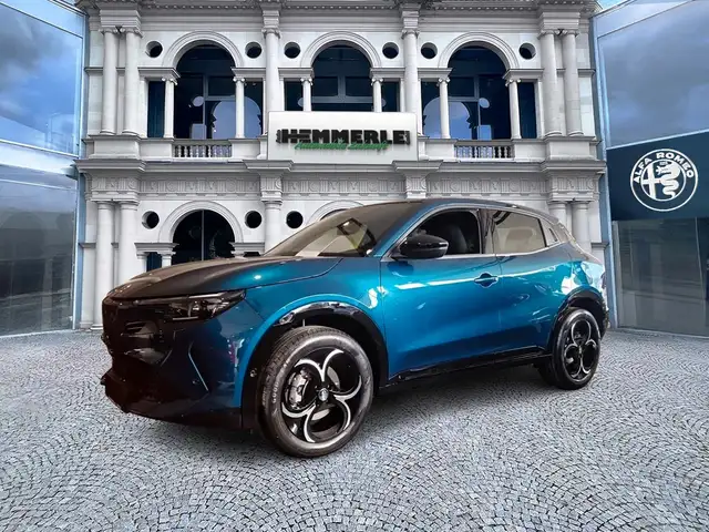 Alfa Romeo Junior Ibrida 1.2 VGT 48V-Hybrid 107 kW Ti