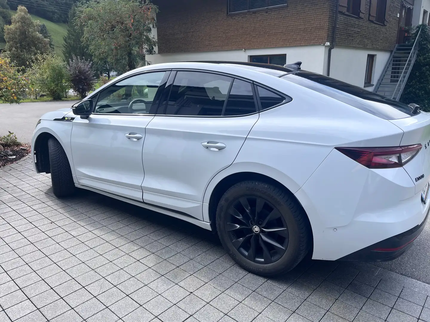 Skoda Enyaq Enyaq Coupe iV 82kWh RS RS Weiß - 1