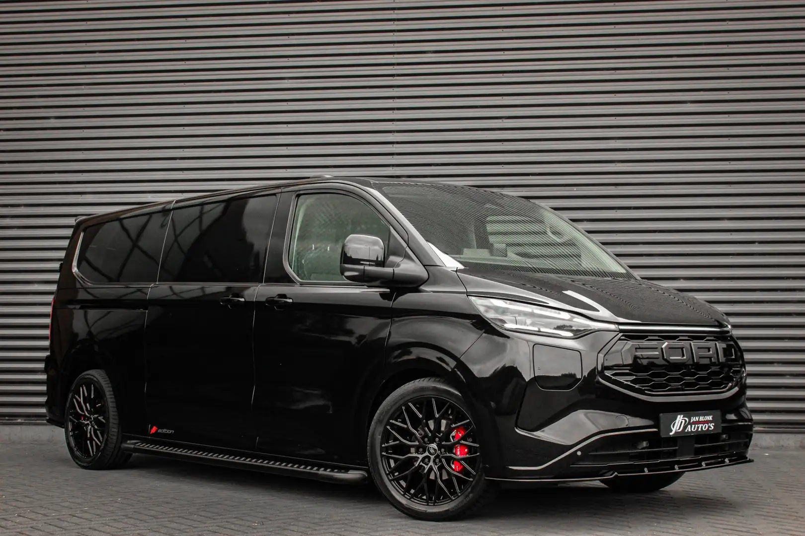 Ford E-Transit Cust. 340 L2H1 Limited 71 kWh 218PK / RAPTOR EDITO Schwarz - 2
