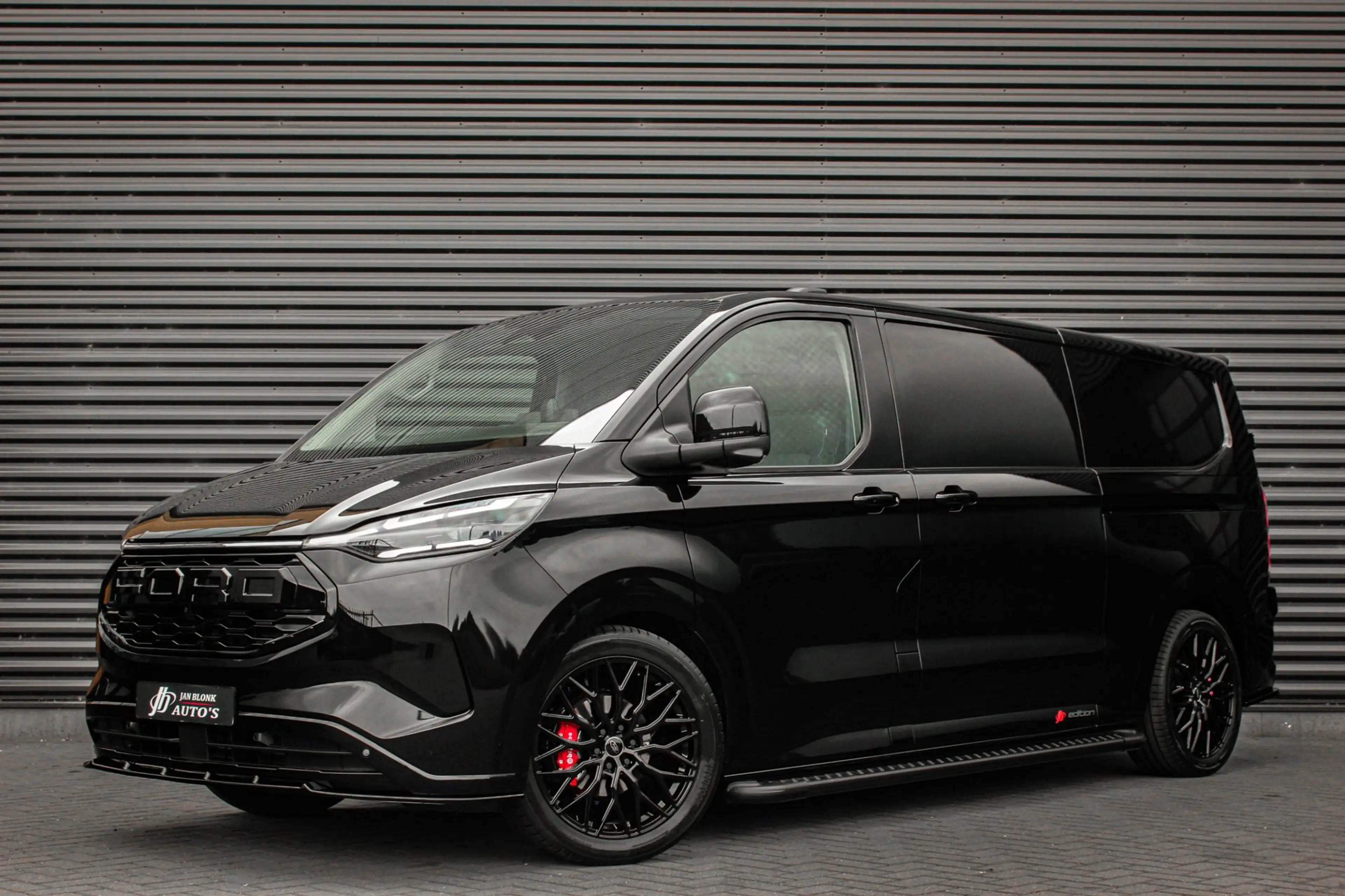 Ford E-Transit Cust. 340 L2H1 Limited 71 kWh 218PK / RAPTOR EDITO